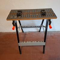 Banchetto da lavoro con morsetti