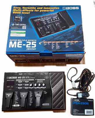 Pedaliera multieffetto per chitarra BOSS ME-25.