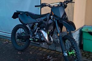 KX 125 Targata