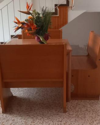 Tavolo in legno massiccio 3x1 mt  +4 panche