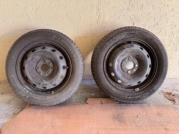 Gomme Michelin  165/65 R14 79T estive + cerchione