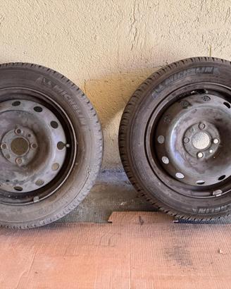 Gomme Michelin  165/65 R14 79T estive + cerchione
