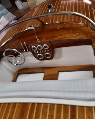 motoscafo radiocomandato 