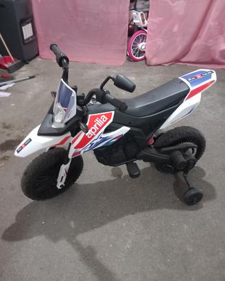 moto Aprilia 