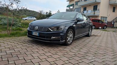 VOLKSWAGEN PASSAT 1.6 TDI Diesel 120 CV / 88 kW