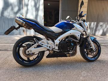Suzuki gsr 600 come nuova 