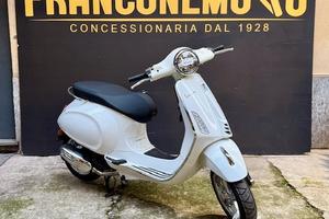 Piaggio Vespa 125 Primavera