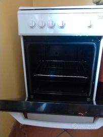 cucina con forno a gas beko