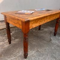 Tavolo rustico piemontese in legno massello