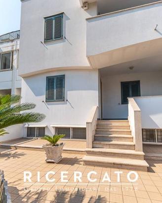 Villa di 230 m² con più di 5 locali e box auto dop