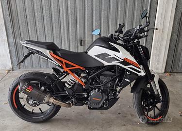 KTM DUKE 125
