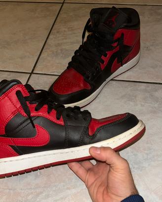Jordan 1 mid banned