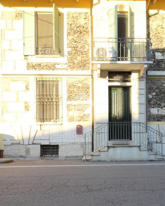 VILLA SINGOLA A SUZZARA