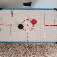 gioco hockey con gambe 