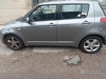 Macchina suzuki