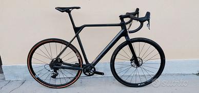 Canyon inflite CF  SL 6.0  gravel o ciclocros