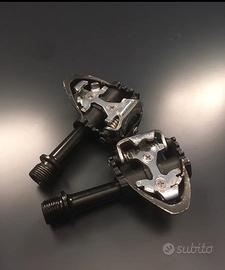 pedali bicicletta corsa - mountain bike