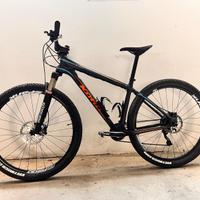 Bicicletta Mountain Bike