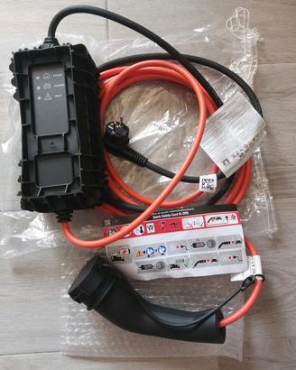 caricabatterie portatile auto elettrica