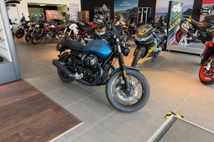 Moto Guzzi V7 Stone