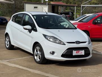 Ford Fiesta 1.4 TDCi 70CV 5 porte Titanium