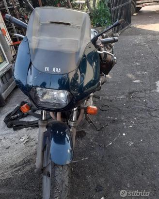 Yamaha divertion xj 600 ricambi 4br