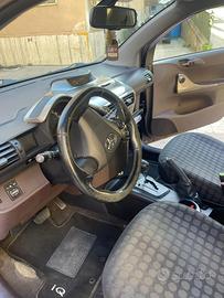 Toyota iq sol