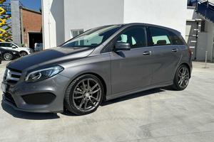 MERCEDES-BENZ B 200 d Automatic Sport