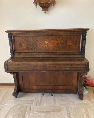 Pianoforte verticale inglese R.J. Woods del 1909