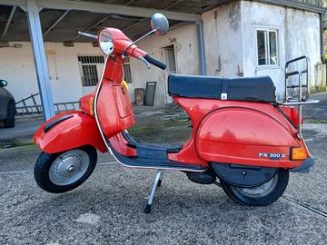 Piaggio Vespa PX 200 Arcobaleno Serie Limitata