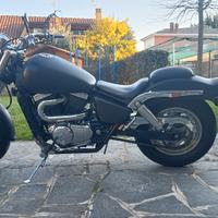 Suzuki Marauder VZ 800