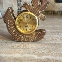 Ancora in legno con orologio