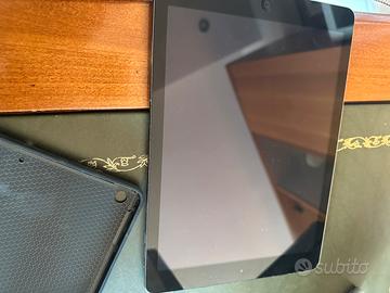 Ipad Air  Apple model A1475 32 Gb