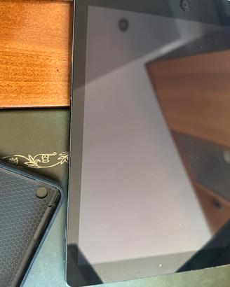 Ipad Air  Apple model A1475 32 Gb