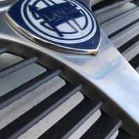 Griglia Calandra Lancia Delta o Prisma Anni 80?