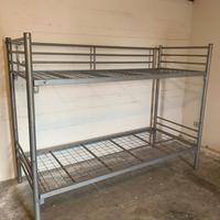 Letto a castello in ferro