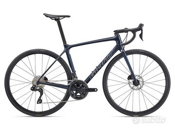 BICI CORSA GIANT TCR CARBONIO SHIMANO 105 DI2 12V.