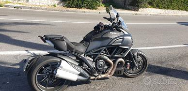 Ducati diavel Carbon look 2012