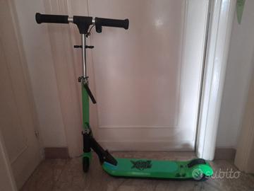Monopattino Electric Scooter Sun & Sport (6+ anni)