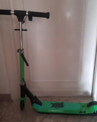 Monopattino Electric Scooter Sun & Sport (6+ anni)