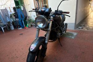 Ducati Monster Dark 400