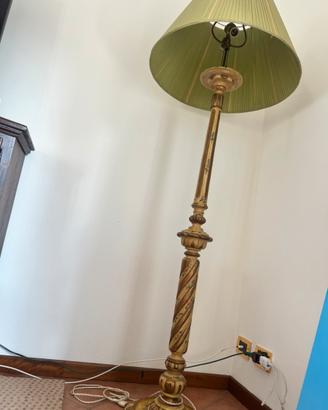 Piantana in stile fiornentino