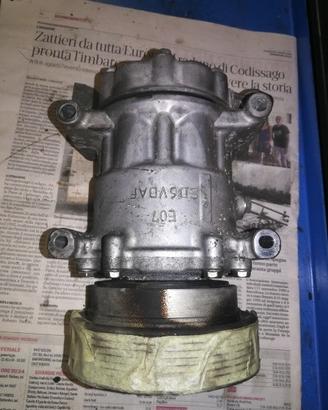 Compres clima RENAULT NEW TWINGO 1149cc benz 2010