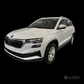 SKODA Karoq 1.5 TSI ACT DSG Ambition - VARI COLO