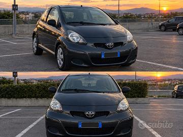 TOYOTA AYGO CONNECT BENZINA
