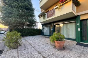UFFICIO A DESENZANO DEL GARDA