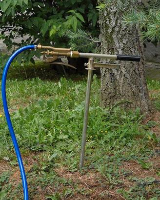 Palo iniettore per fertilizzanti