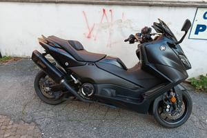 Yamaha T Max 560 - 2024