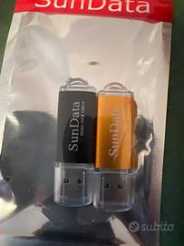 Coppia chiavette usb