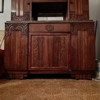 mobile antico con vetrinetta e specchiera